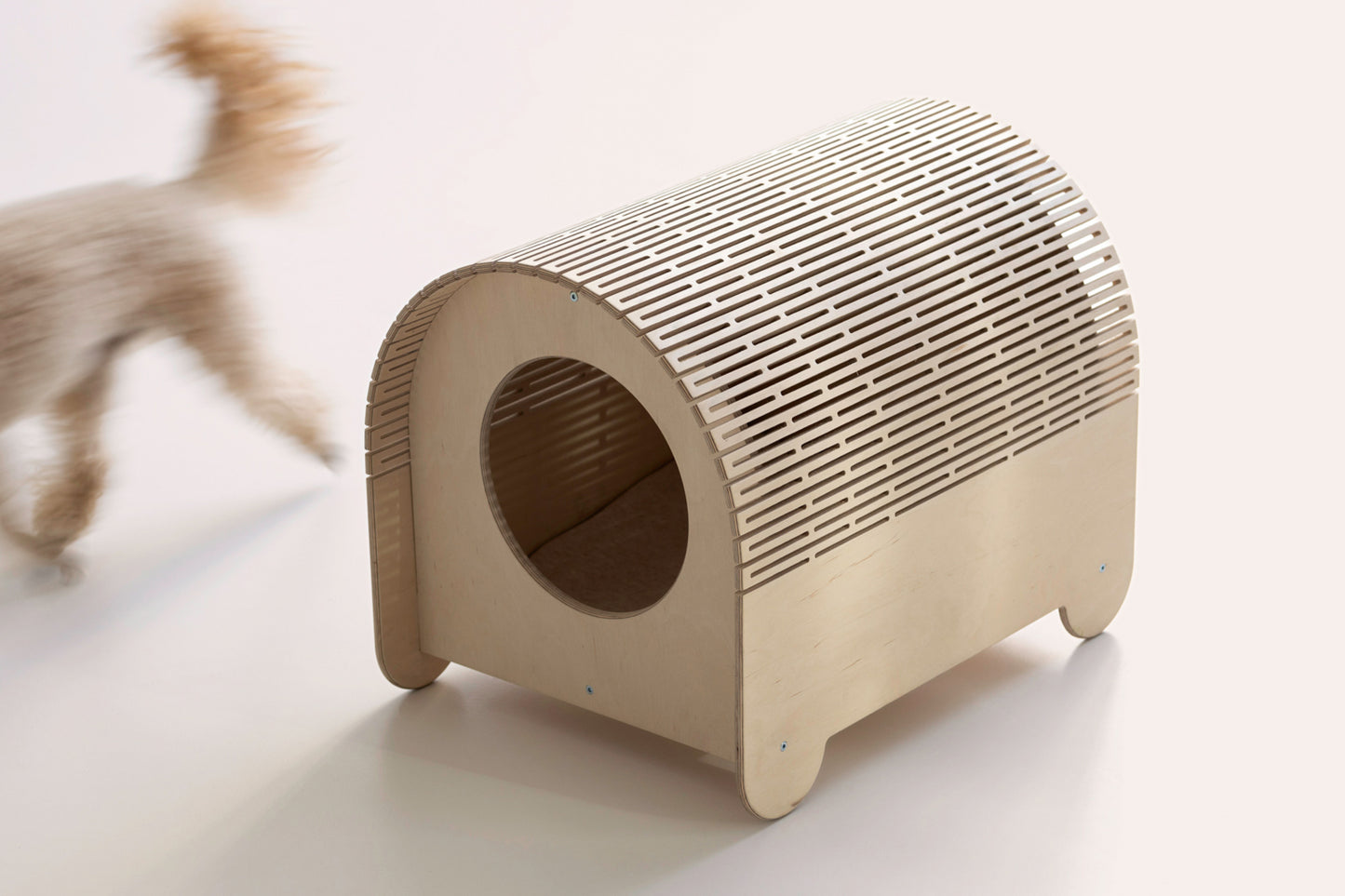 A cozy house for your pet. Cats Dogs Condo & Bed & House